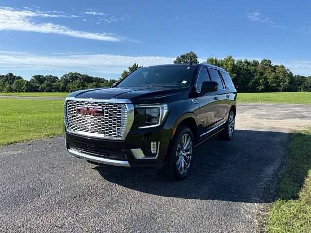 2023 GMC Yukon Denali in Onyx Black — front three-quarter view