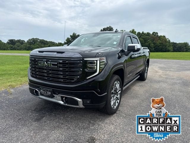 2024 GMC Sierra 1500 Denali Ultimate in Onyx Black — front three-quarter view